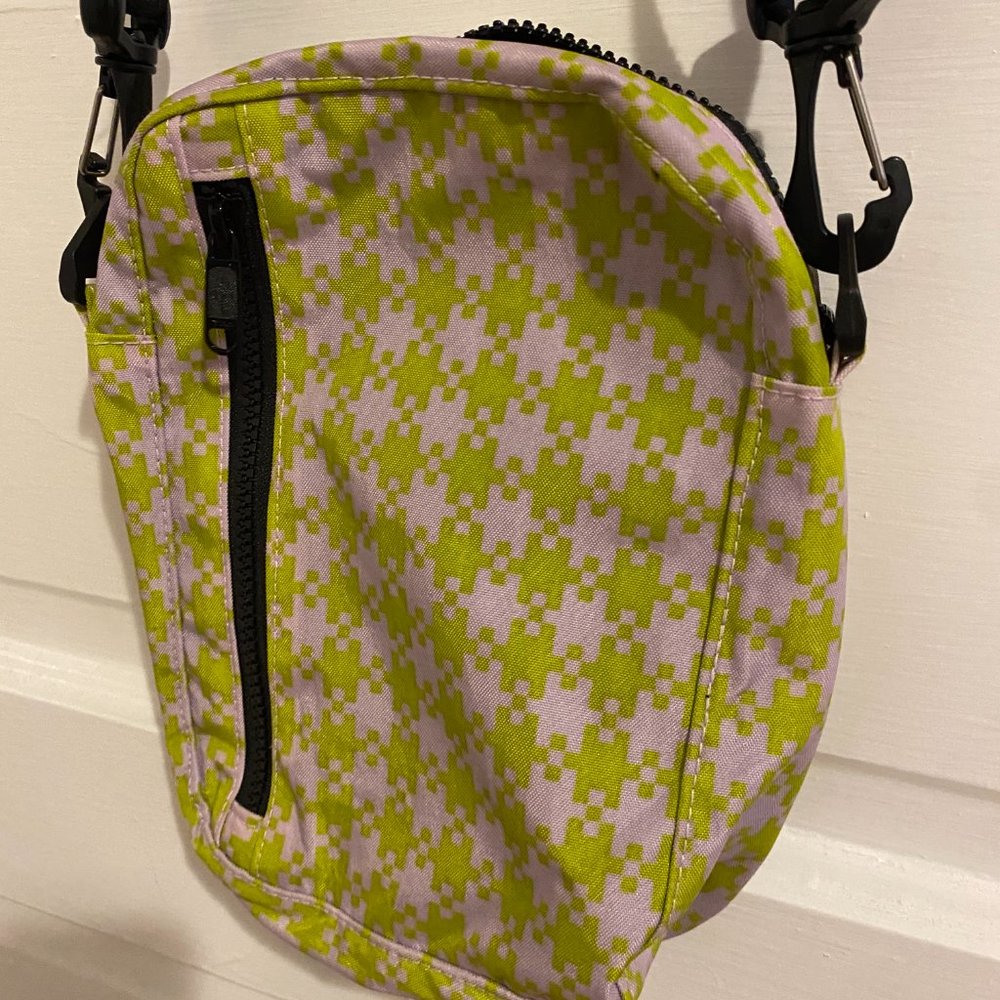 Baggu Sport Crossbody in Pistachio Pixel Gingham